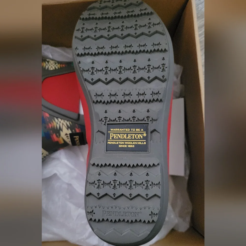 Pendleton Tucson Chelsea Rain Boots Grey Multicolor Azrec Durable Waterproof NEW